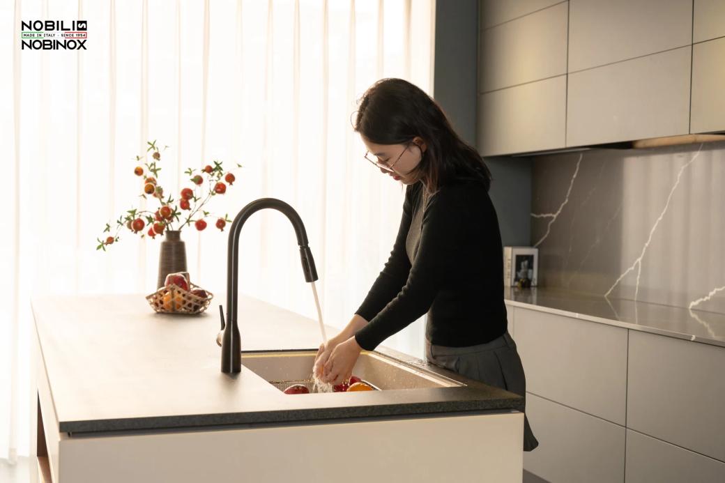 Ảnh VÒI RỬA BÁT DÂY RÚT NOBILI MANIA NB308G  18