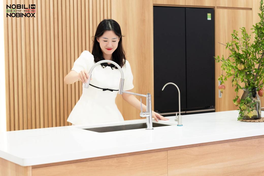 Ảnh Vòi rửa bát cần mềm NOBILI LEVANTE NB303 13